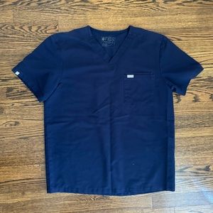 Figs men’s navy blue scrub top